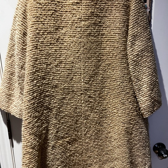 Tan over coat - Picture 2 of 4